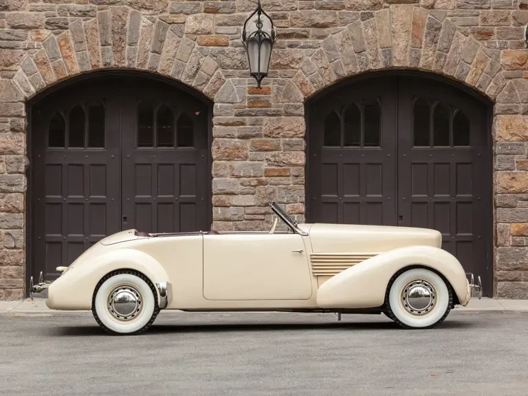 1937 Cord 810 & 812 - Image 6 of 23