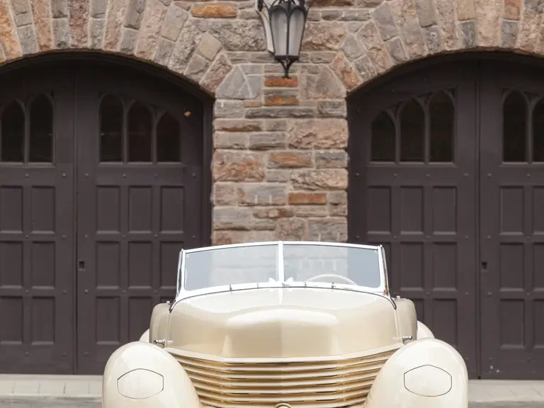 1937 Cord 810 & 812 - Image 19 of 23