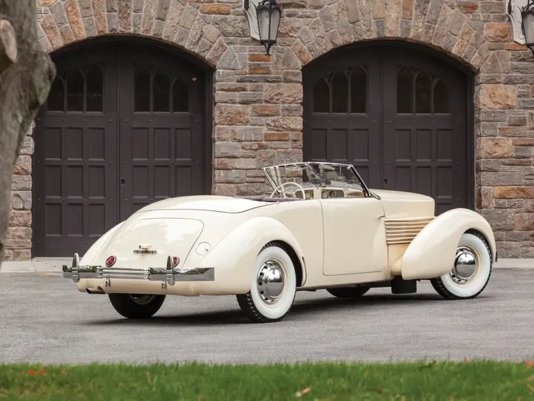 1937 Cord 810 & 812 - Image 23 of 23