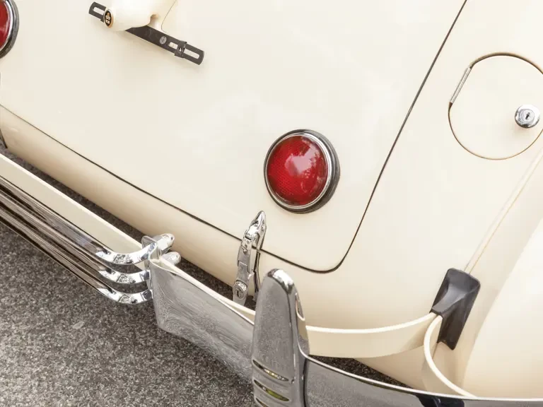 1937 Cord 810 & 812 - Image 16 of 23