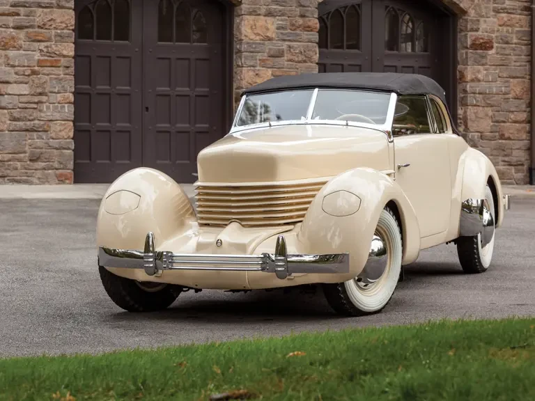 1937 Cord 810 & 812 - Image 22 of 23