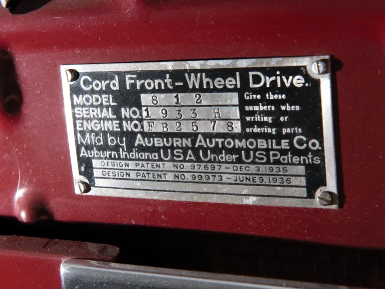 1937 Cord 810 & 812 - Image 16 of 23