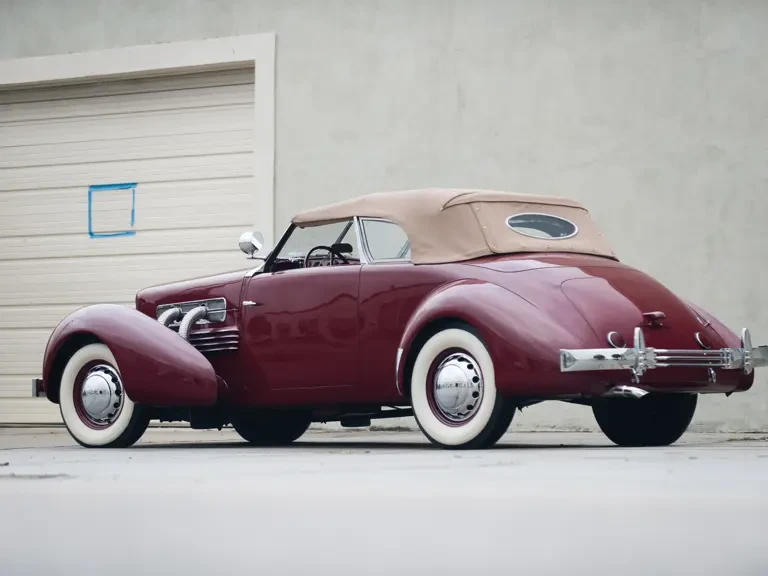 1937 Cord 810 & 812 - Image 3 of 23