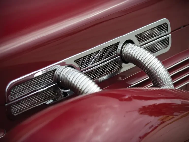 1937 Cord 810 & 812 - Image 9 of 23