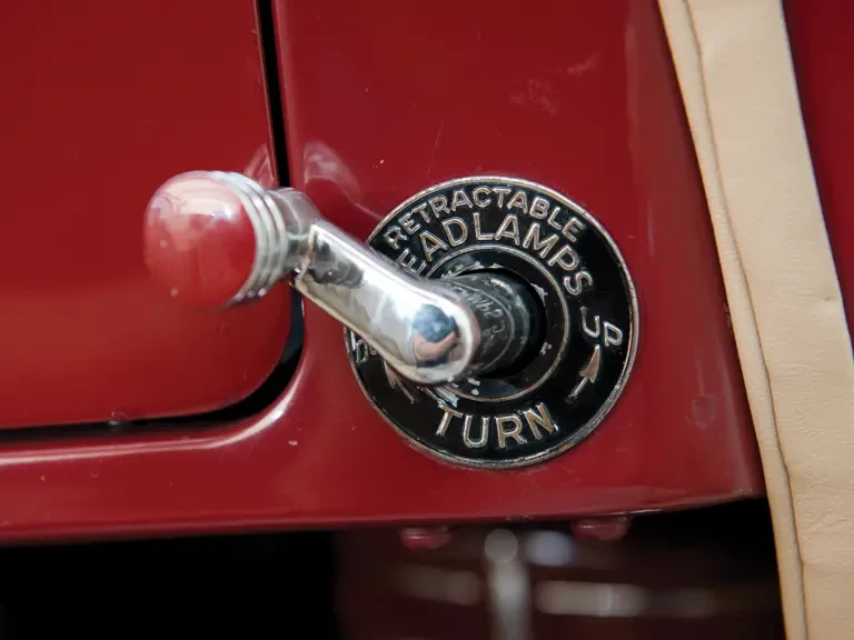 1937 Cord 810 & 812 - Image 12 of 23