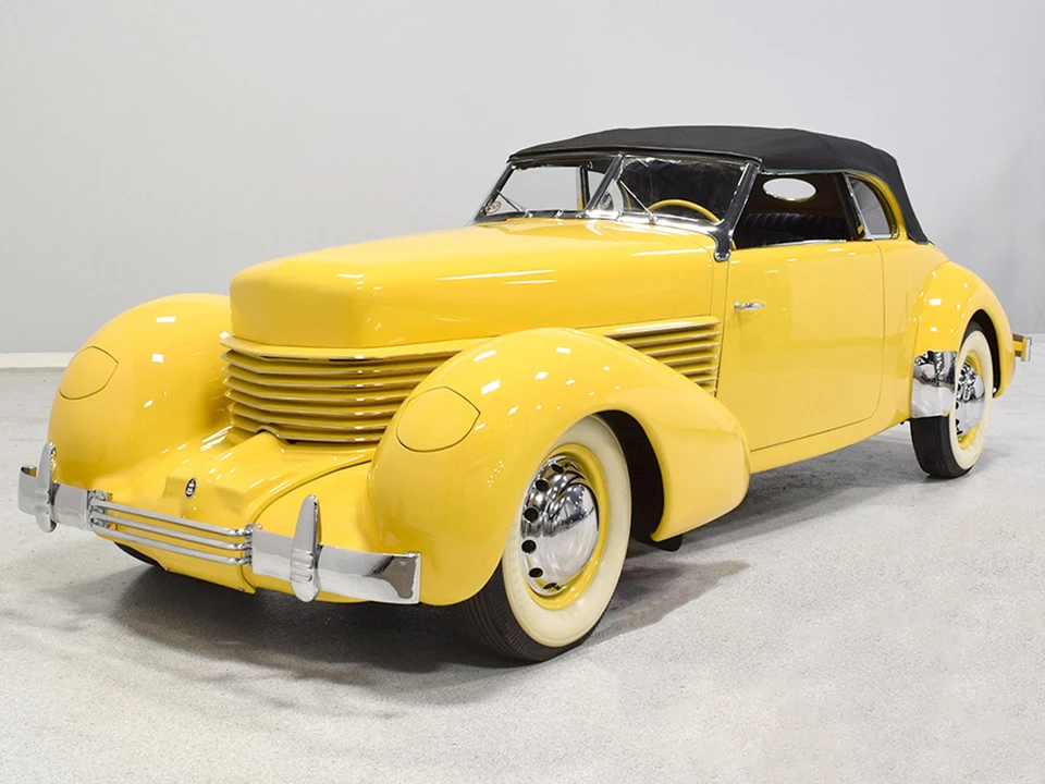 1937 Cord 810 & 812 - Image 3 of 31