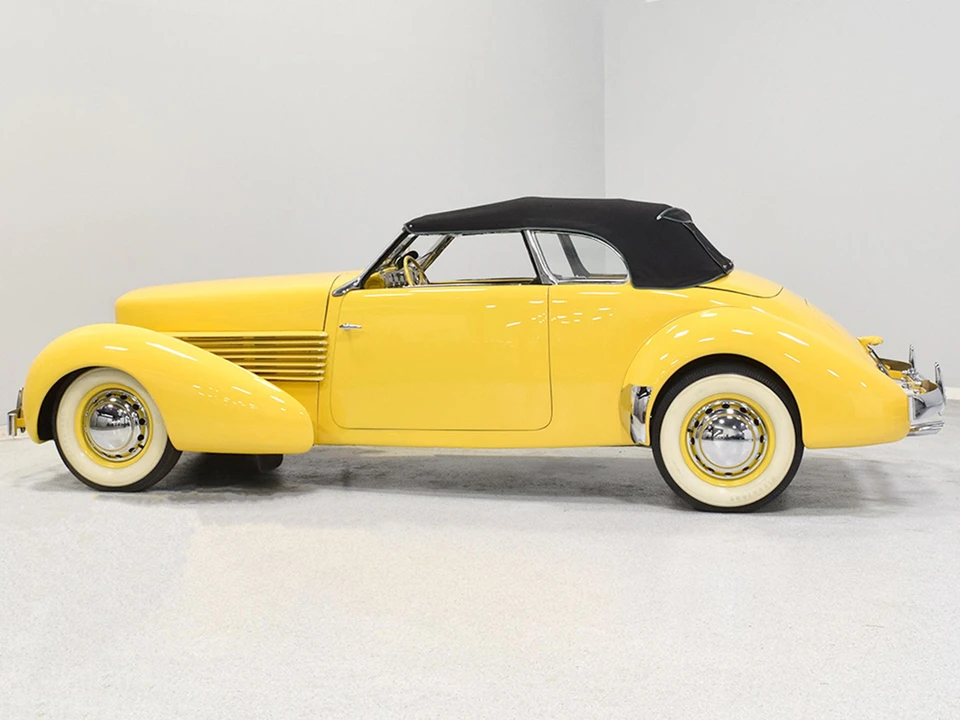 1937 Cord 810 & 812 - Image 5 of 31