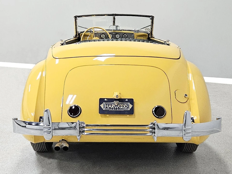 1937 Cord 810 & 812 - Image 8 of 31