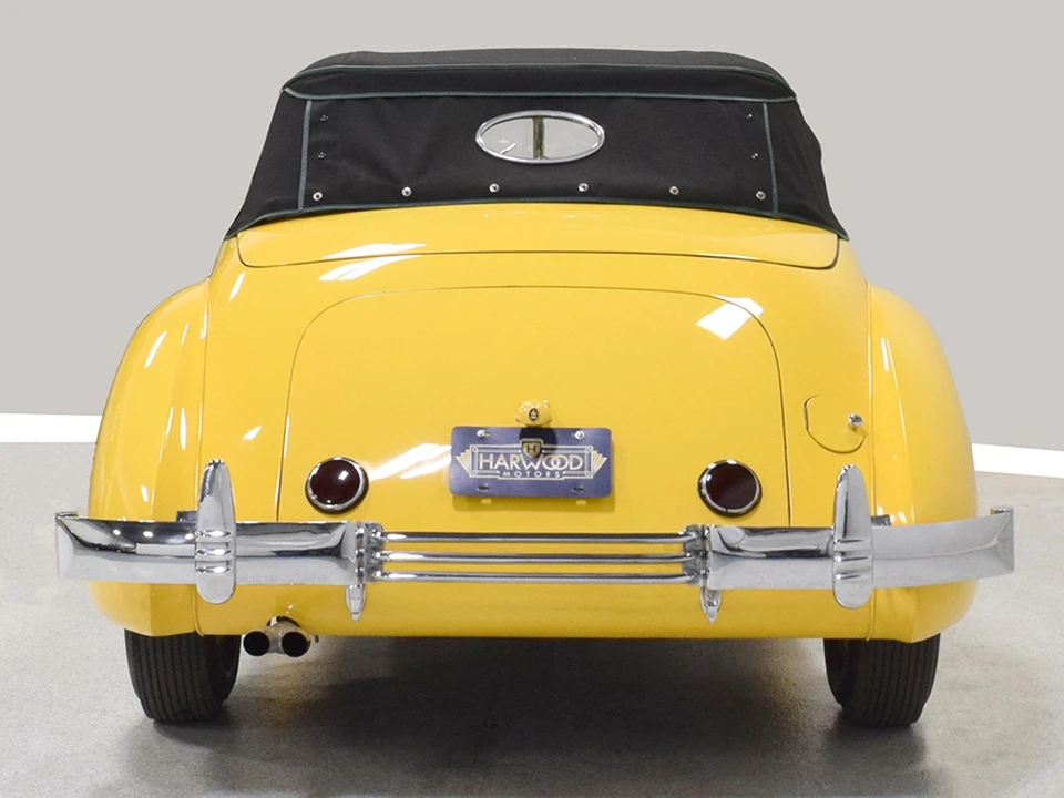 1937 Cord 810 & 812 - Image 9 of 31