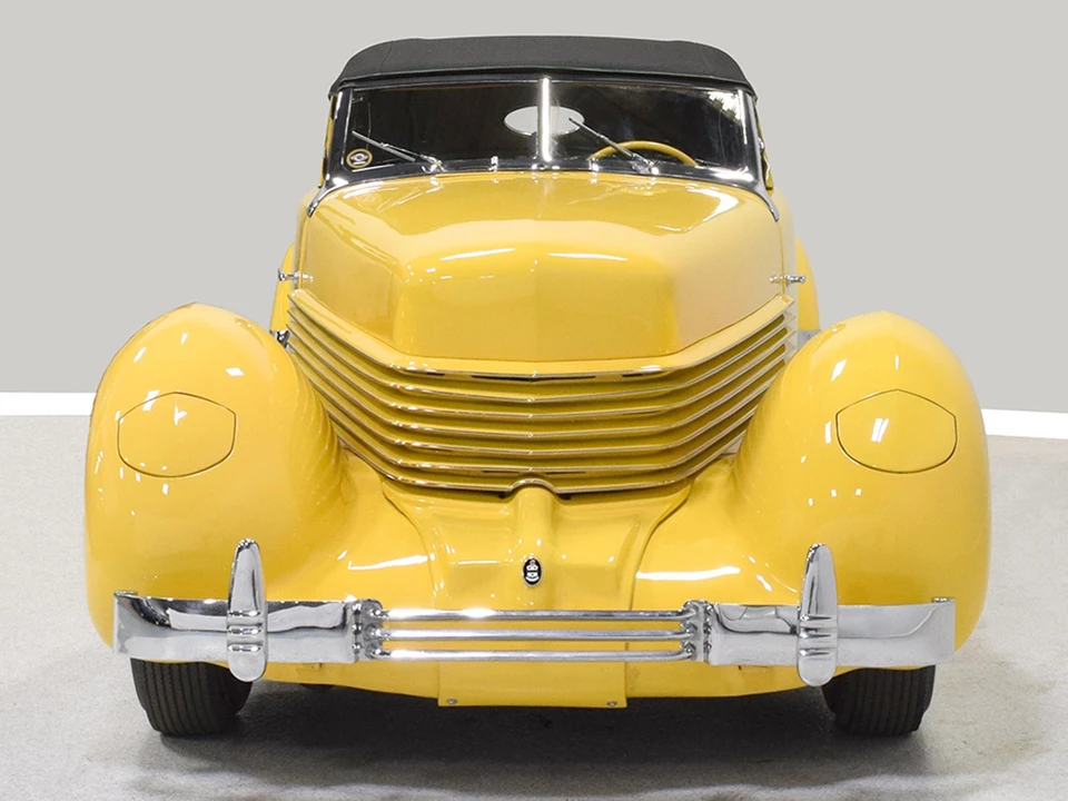 1937 Cord 810 & 812 - Image 19 of 31