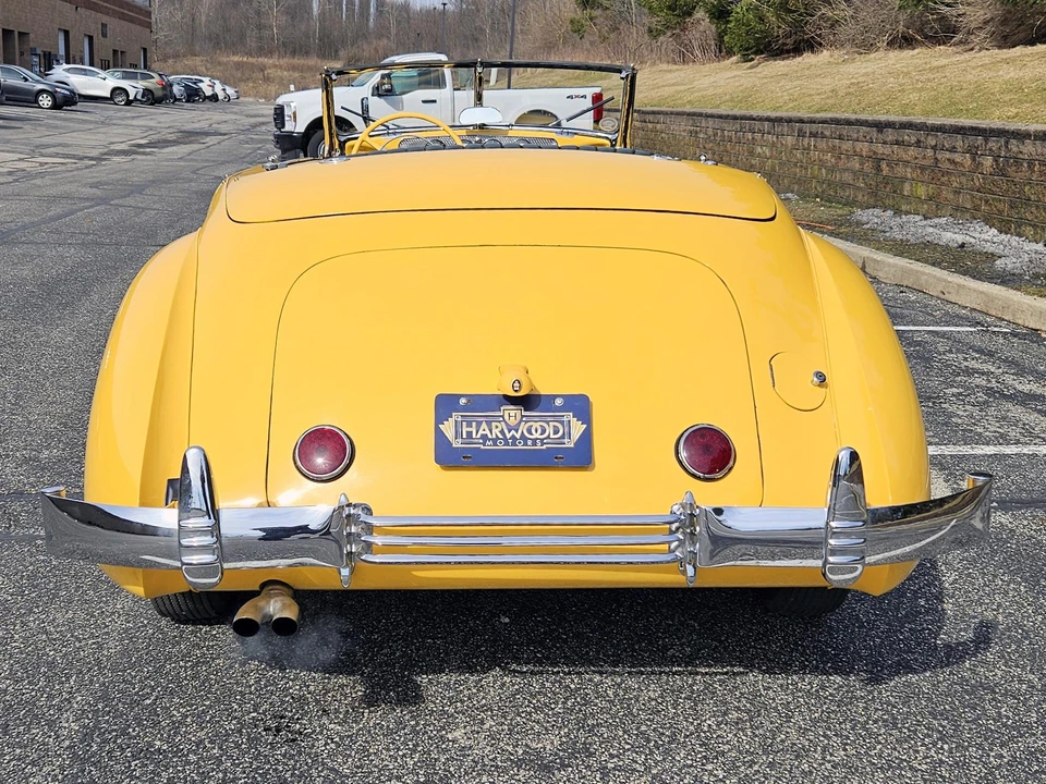 1937 Cord 810 & 812 - Image 23 of 31