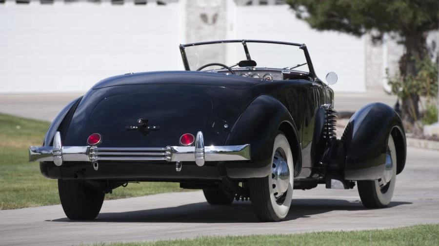 1937 Cord 810 & 812 - Image 12 of 15
