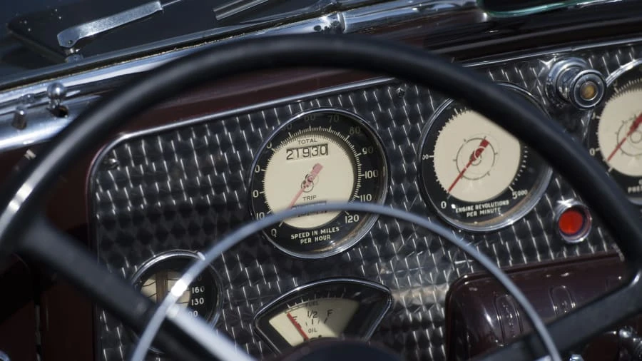 1937 Cord 810 & 812 - Image 13 of 15