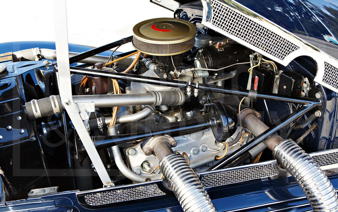 1937 Cord 810 & 812 - Image 14 of 14