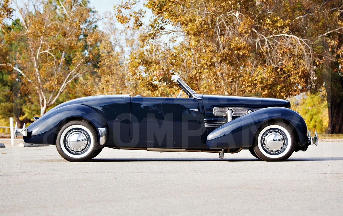 1937 Cord 810 & 812 - Image 6 of 14