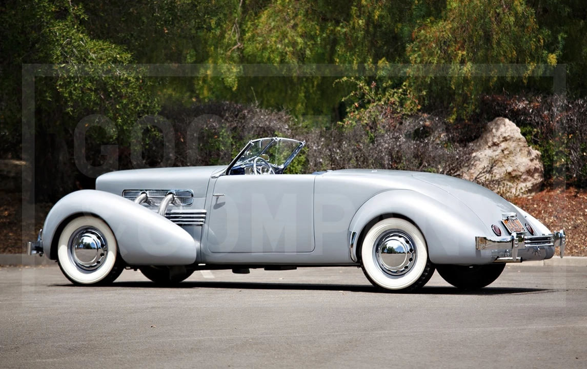 1937 Cord 810 & 812 - Image 7 of 17