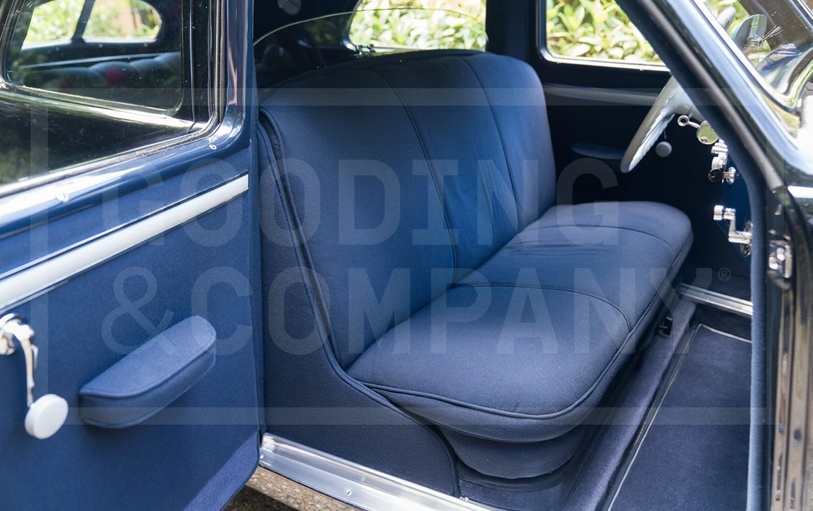 1937 Cord 810 & 812 - Image 8 of 17