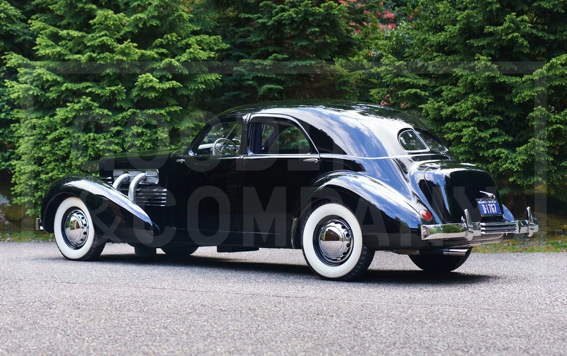1937 Cord 810 & 812 - Image 6 of 17