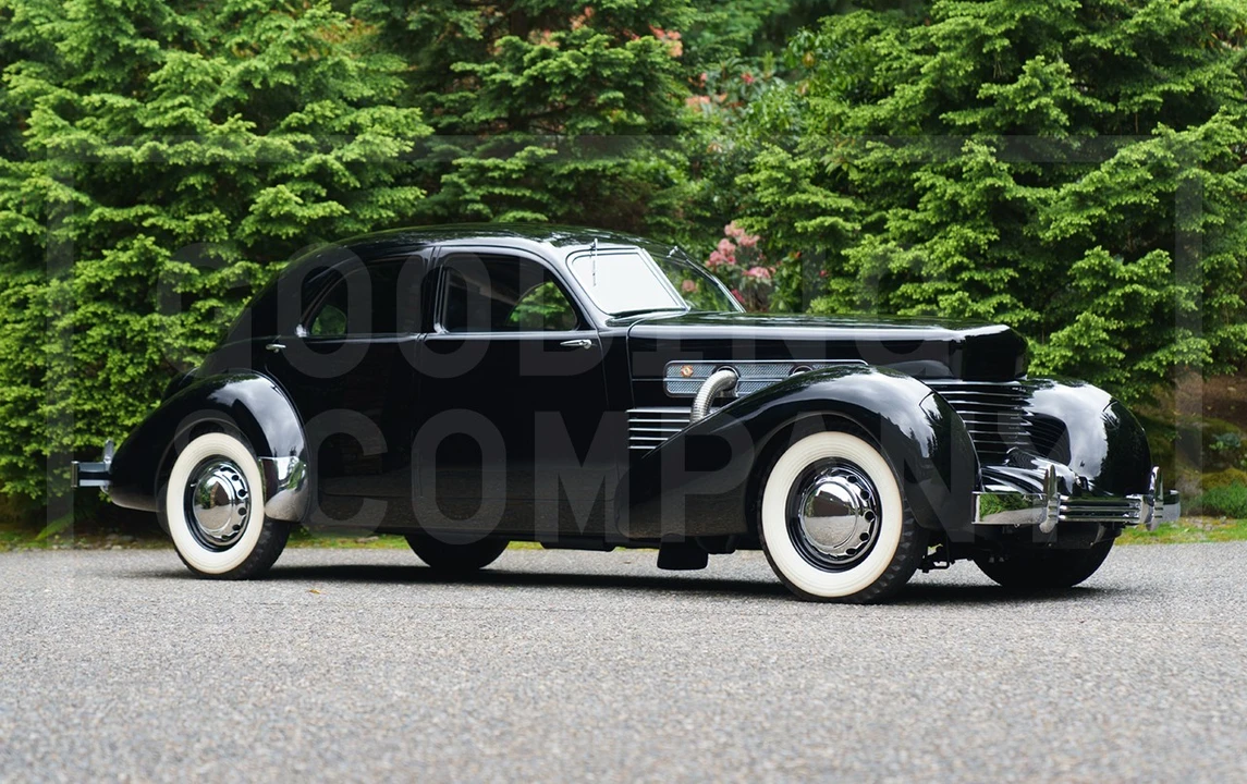 1937 Cord 810 & 812 - Image 4 of 17