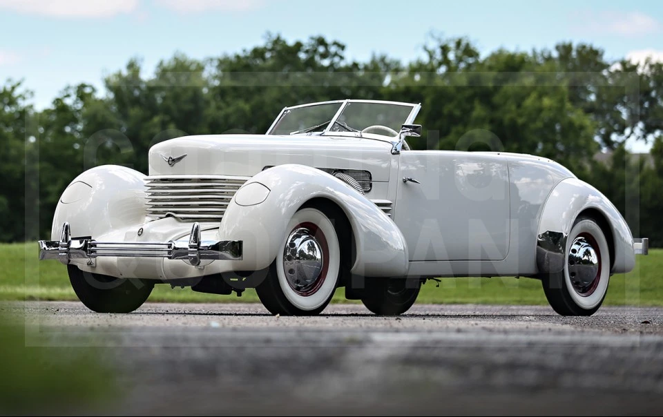 1937 Cord 810 & 812 - Image 2 of 13