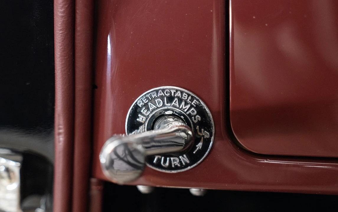 1937 Cord 810 & 812 - Image 30 of 31