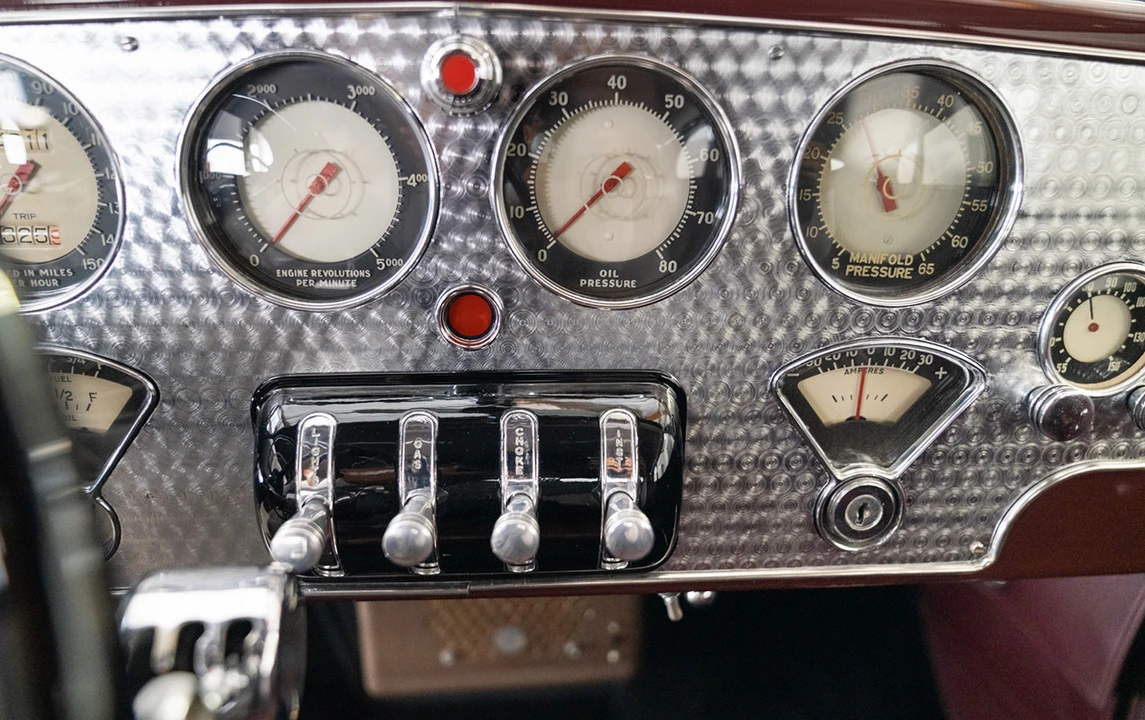 1937 Cord 810 & 812 - Image 27 of 31