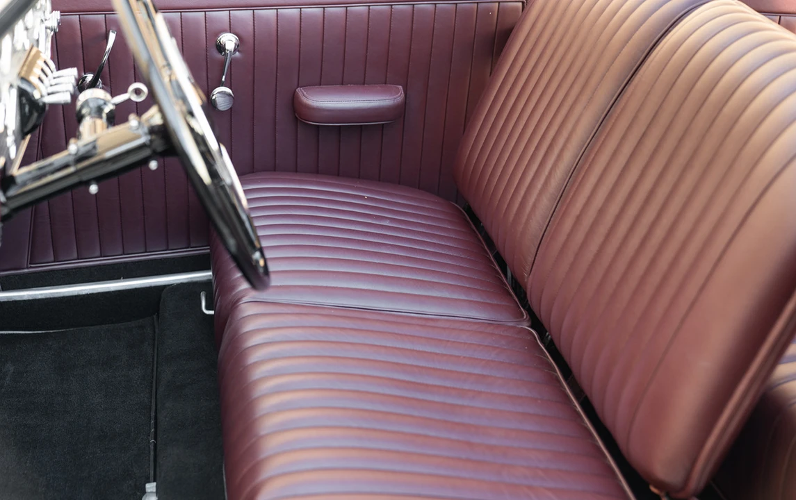 1937 Cord 810 & 812 - Image 19 of 31