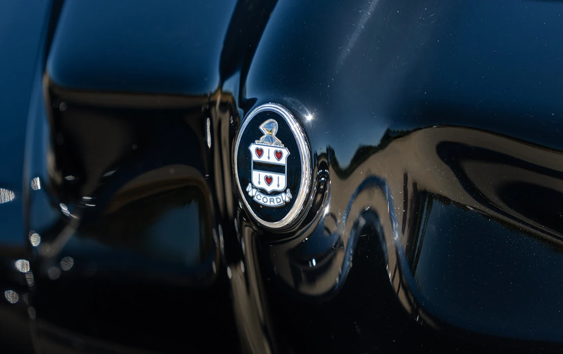 1937 Cord 810 & 812 - Image 17 of 31
