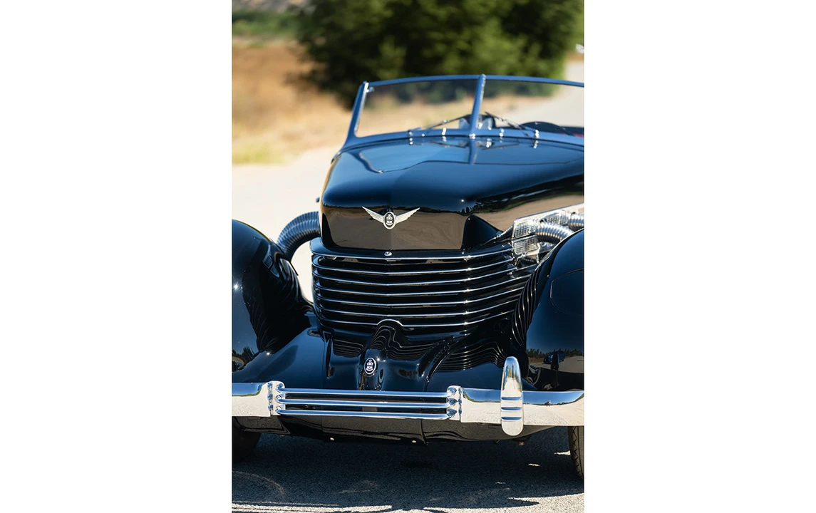 1937 Cord 810 & 812 - Image 11 of 31