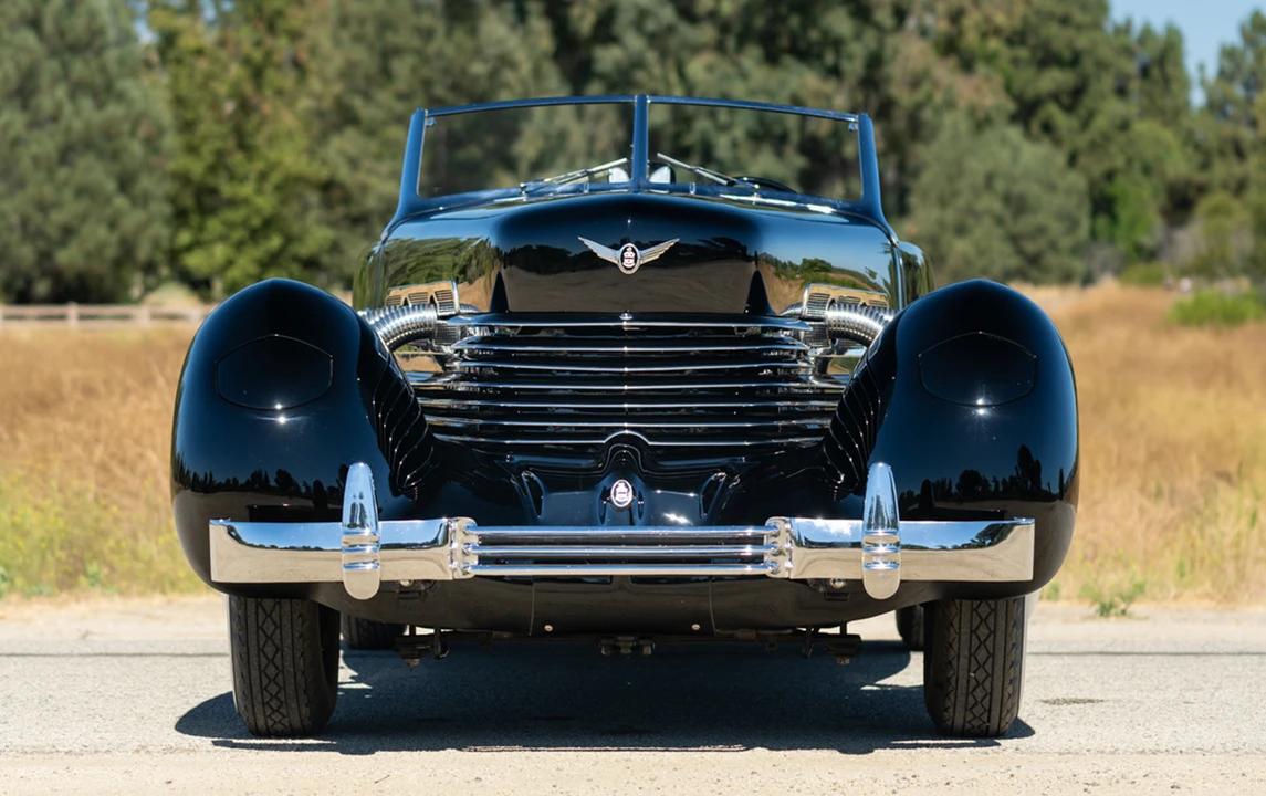 1937 Cord 810 & 812 - Image 8 of 31