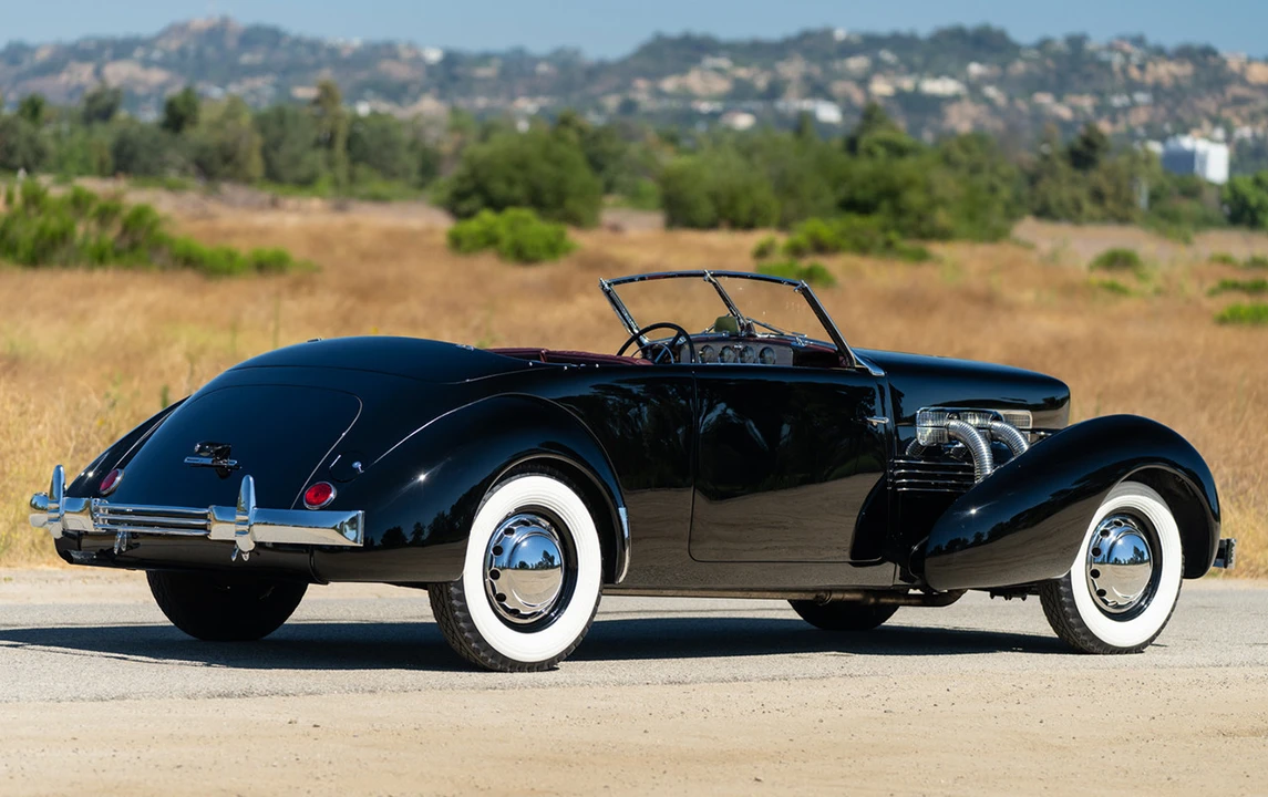 1937 Cord 810 & 812 - Image 5 of 31