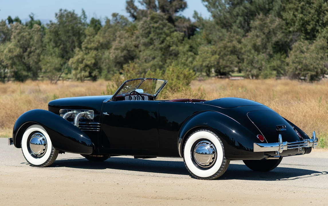 1937 Cord 810 & 812 - Image 3 of 31