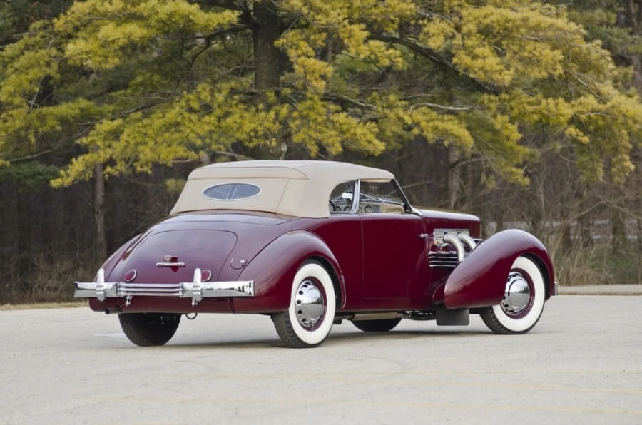 1937 Cord 810 & 812 - Image 2 of 10
