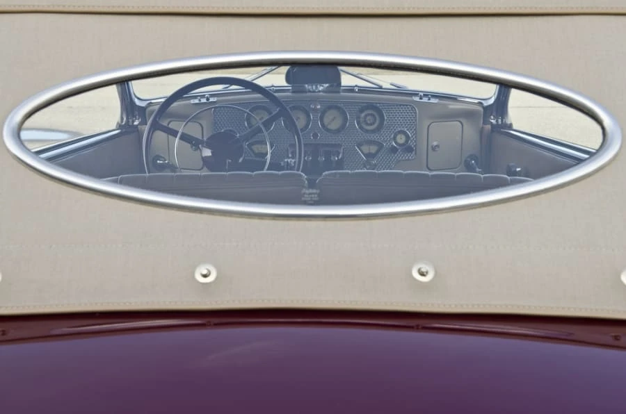 1937 Cord 810 & 812 - Image 9 of 10