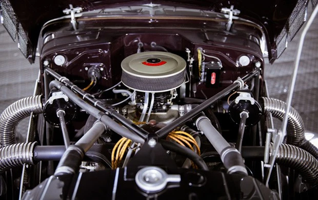 1937 Cord 810 & 812 - Image 18 of 19