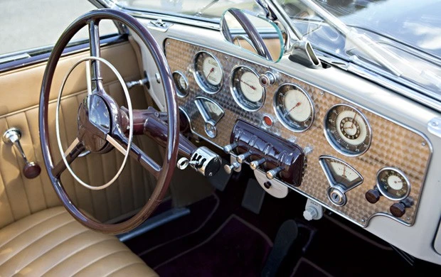 1937 Cord 810 & 812 - Image 9 of 16