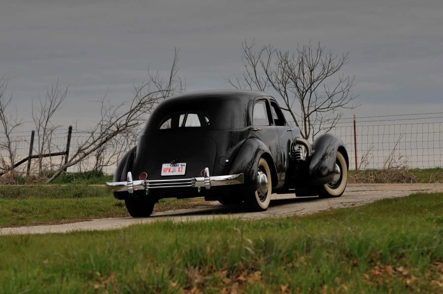 1937 Cord 810 & 812 - Image 3 of 12