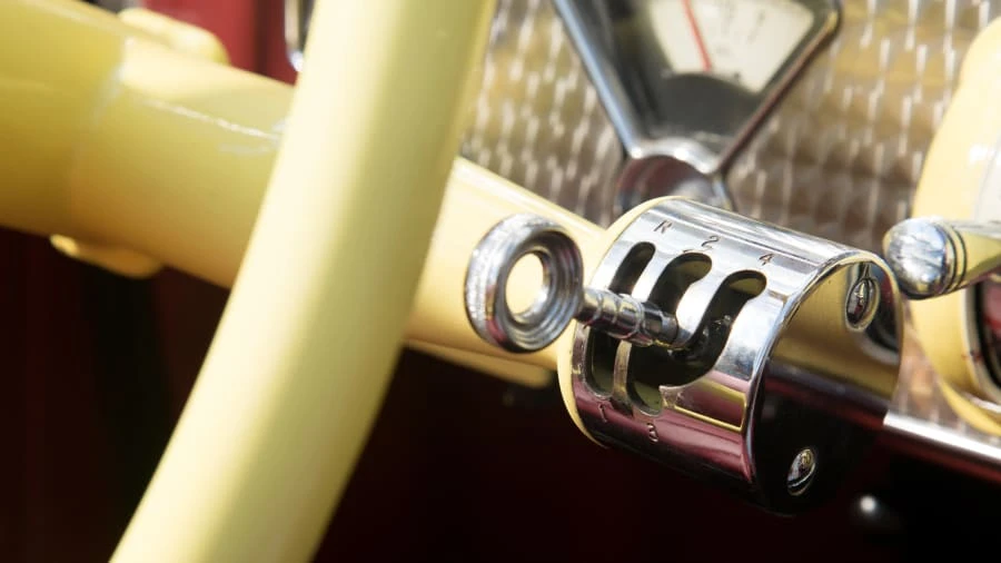 1937 Cord 810 & 812 - Image 9 of 12