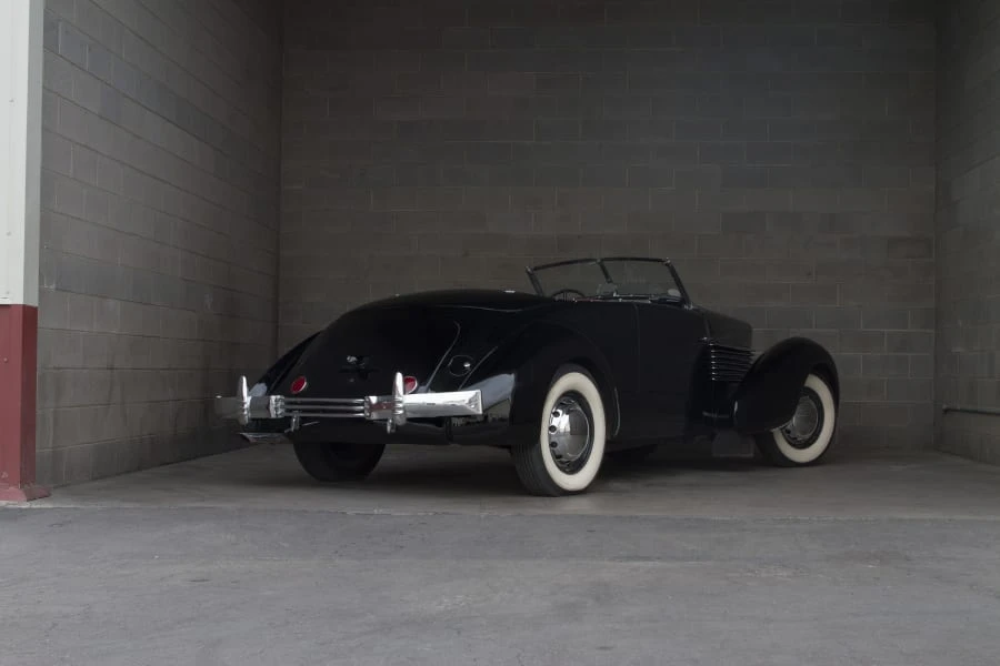 1937 Cord 810 & 812 - Image 3 of 12