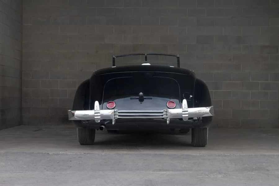 1937 Cord 810 & 812 - Image 12 of 12
