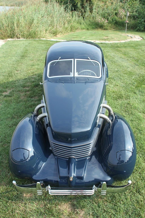1937 Cord 810 & 812 - Image 23 of 31