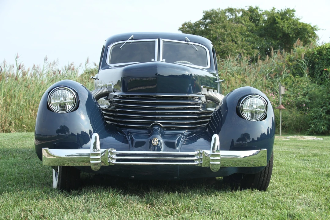 1937 Cord 810 & 812 - Image 27 of 31