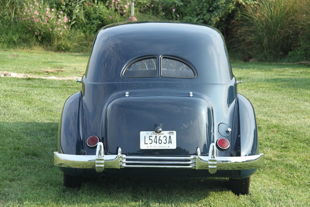 1937 Cord 810 & 812 - Image 12 of 31
