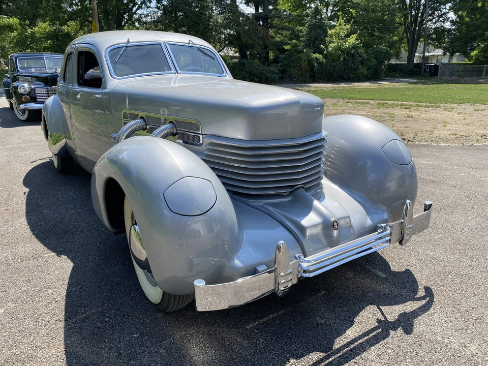 1937 Cord 810 & 812 - Image 8 of 31
