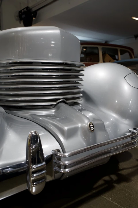 1937 Cord 810 & 812 - Image 11 of 31
