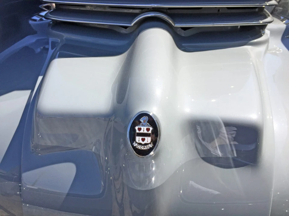 1937 Cord 810 & 812 - Image 29 of 31