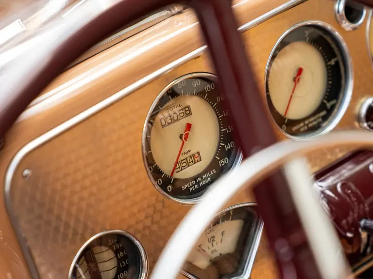 1937 Cord 810 & 812 - Image 16 of 31