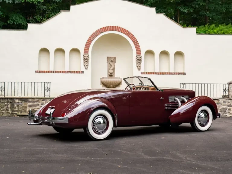 1937 Cord 810 & 812 - Image 30 of 31