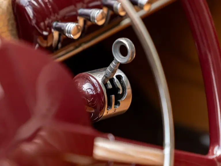 1937 Cord 810 & 812 - Image 18 of 31