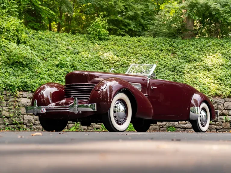 1937 Cord 810 & 812 - Image 29 of 31